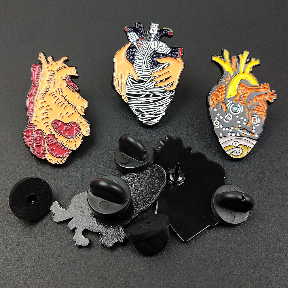 Broches de dibujos animados con corazón esmaltado, insignias, bolsos, alfiler de Metal, para amigos, joyería, broche, ropa artesanal, sombreros, mochila