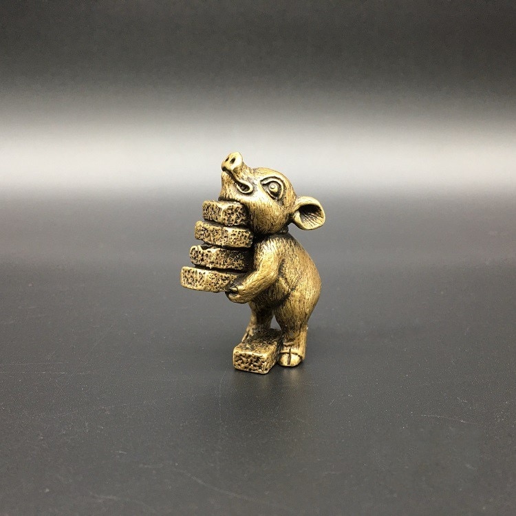 Samlerobjekt kinesisk messing udskåret dyr stjernetegn gris flytte mursten udsøgte små statuer