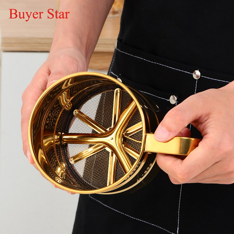 Goldene Manuelle Edelstahl Mehl Sieb Backen Gebäck Werkzeuge haltbar Backformen Zucker Shaker metall Gittergewebe Sieb tasse Küche Gerät