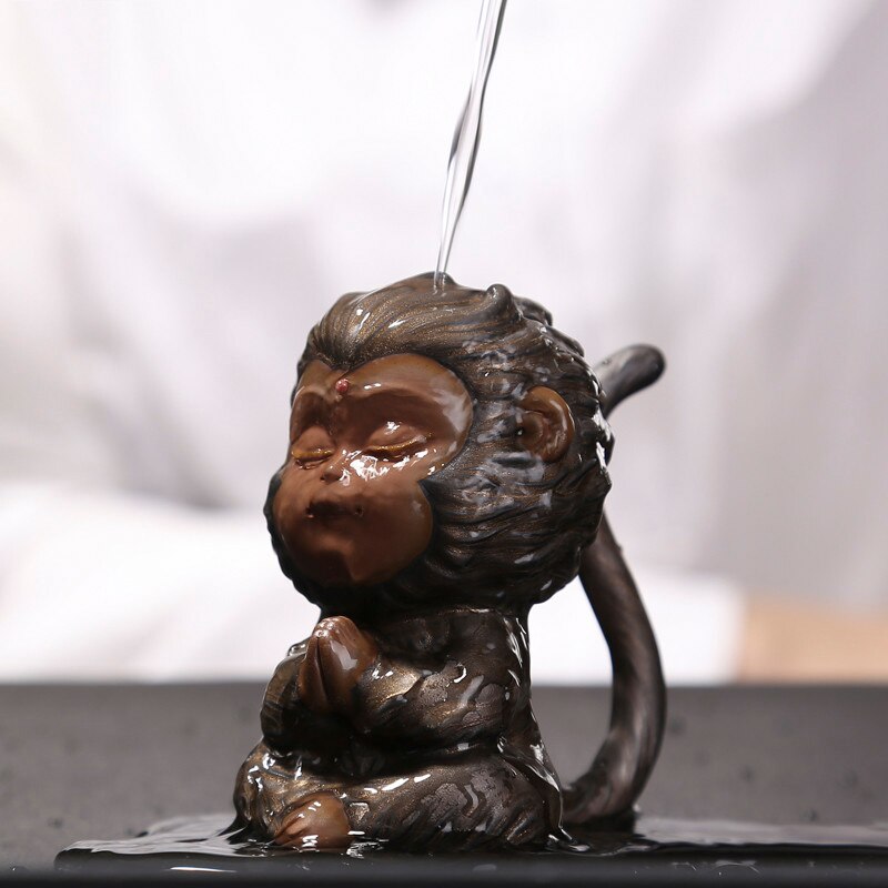 Paarse Klei Oven Change Leuke Aap Koning Thee Huisdier Keramische Handgemaakte Dier Ornamenten Creatieve Auto Decoratie Ambachten