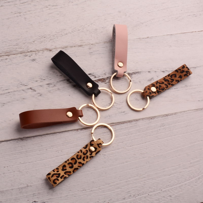 Style Leopard Keychain for Women Men Simple PU Leather Bag Key Accessory Ring Black Pink Brown Key Chain