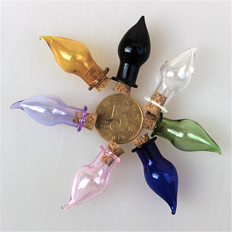 Prijs 70 stuks mix kleuren mini glazen flesjes chili vorm schattige flesjes met kurk kleine flesjes kleine potjes flesjes