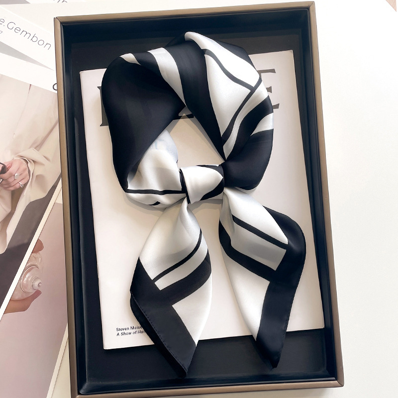 Novo luxo cavalo padrão lenço quadrado de seda das mulheres cetim macio hairband lenço escritório hijab bandana foulard saco fitas presente: Azul marinho