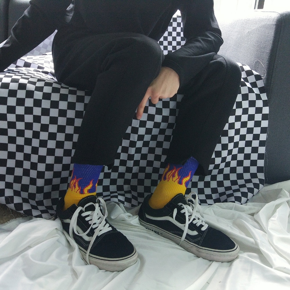 Unisex flamme sort hvid gul ild sokken nyhed hip hop harajuku sokker skateboard calceines mujer street skarpetki sokker