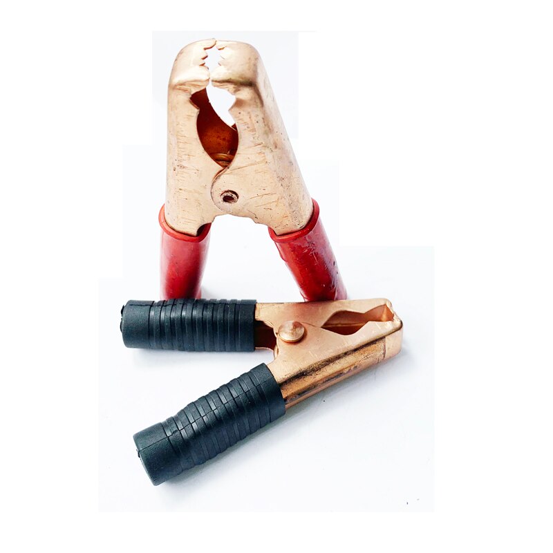 Battery terminal connection clip