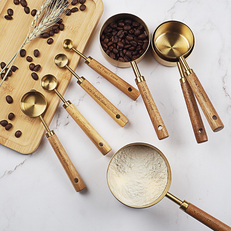 8PCS Kitchen Measuring Baking Tool Copper Plating Measuring Cup Wooden Handle Gold Measuring Cups Cake Sugar Measuring Spoon Set