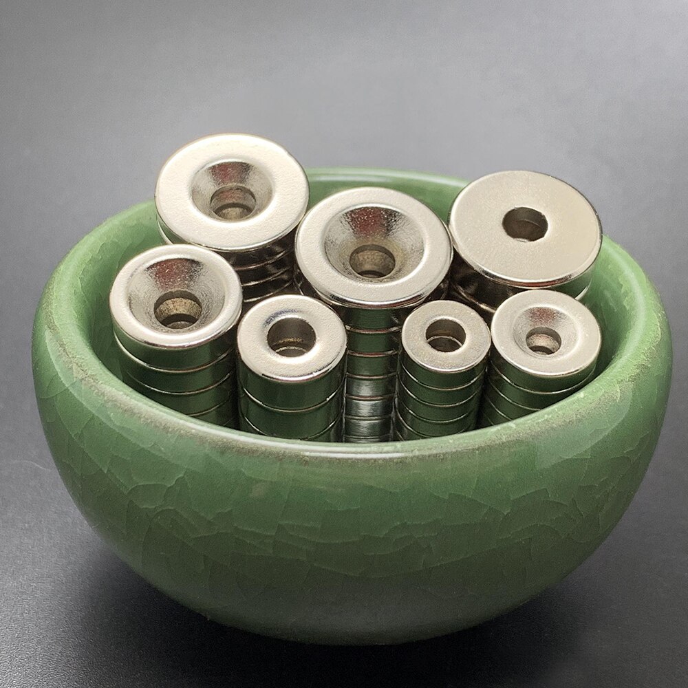 Kleine Versenkt Runde NdFeB Neodym Magnet Leistungsstarke Rare Earth Permanent Kühlschrank Magneten für DIY Gemeinsame magnet sets