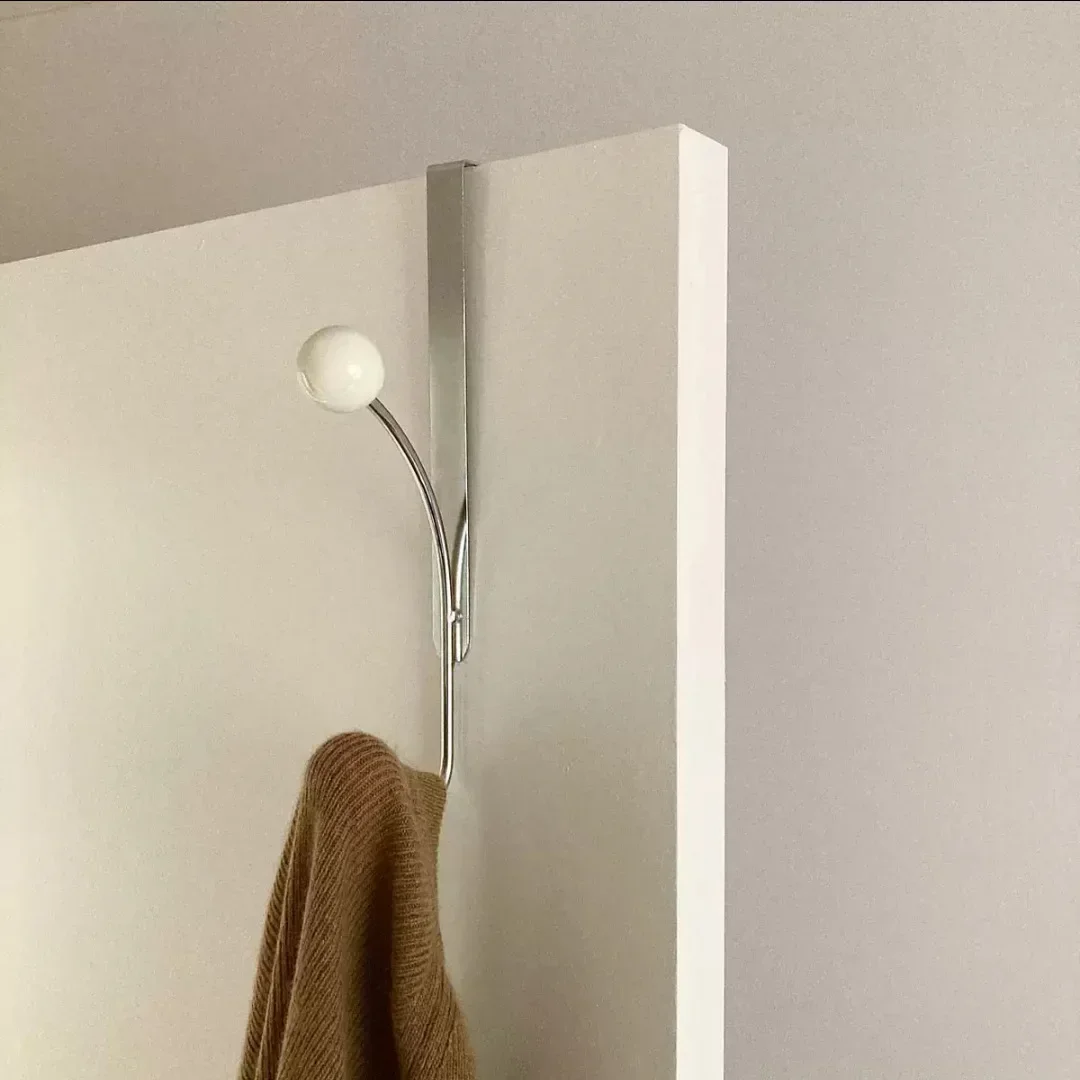 Eckaufhänger Haushalt Metall Wandhaken ohne Markierungen Nageleisen dekorative Aufbewahrung Kleiderhaken Umkleidekabine Schrank Wohnzimmer: Schokolade