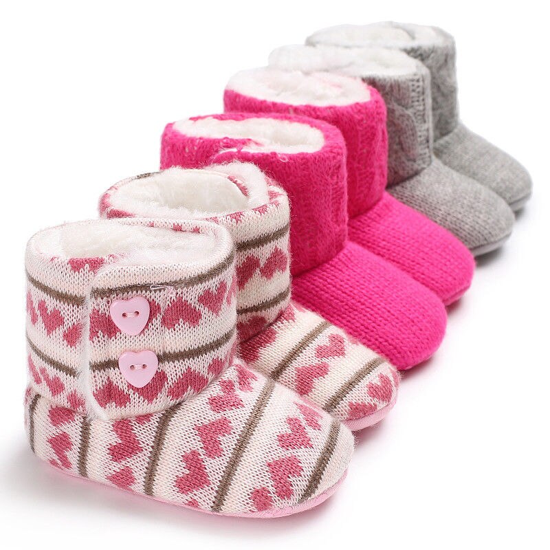 Pasgeboren Peuter Baby Jongen Meisje Winter Warm Laarzen Effen Harige Schoenen Hartvorm Knop Zachte Gebreide Slippers 0-18M