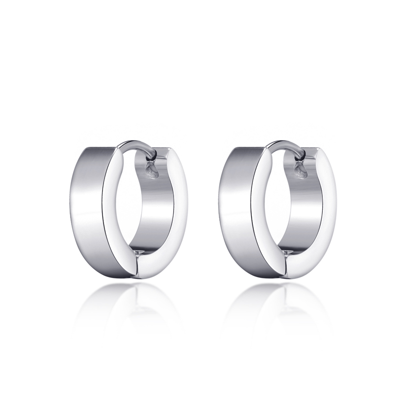 Joyería clásica de acero inoxidable para hombre y mujer, aretes de Metal resistentes al agua, en forma de C, estilo de las cuatro estaciones, estilo Hip-Hop, Rock: Color dorado