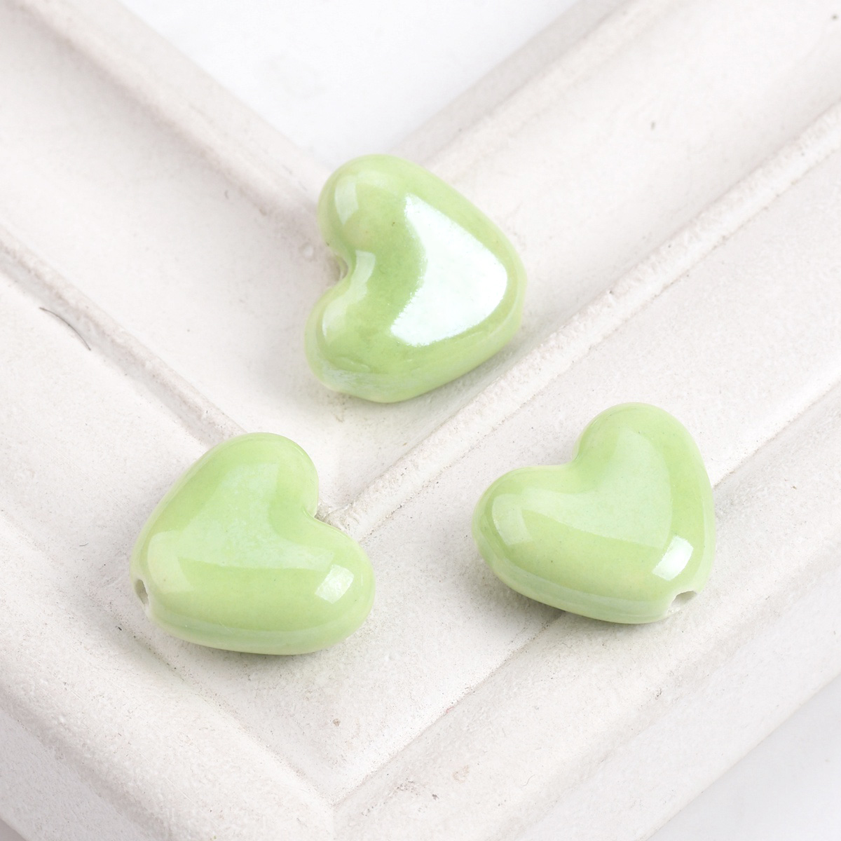 10 Uds. De cuentas sueltas de porcelana de cerámica esmaltada brillante hechas a mano con forma de corazón de 15x13mm para fabricación de joyería, accesorios para manualidades DIY: Rosa
