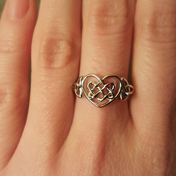 Anéis vazados clássicos cor ouro branco para casamento mulheres festa presente joia estilosa kar397