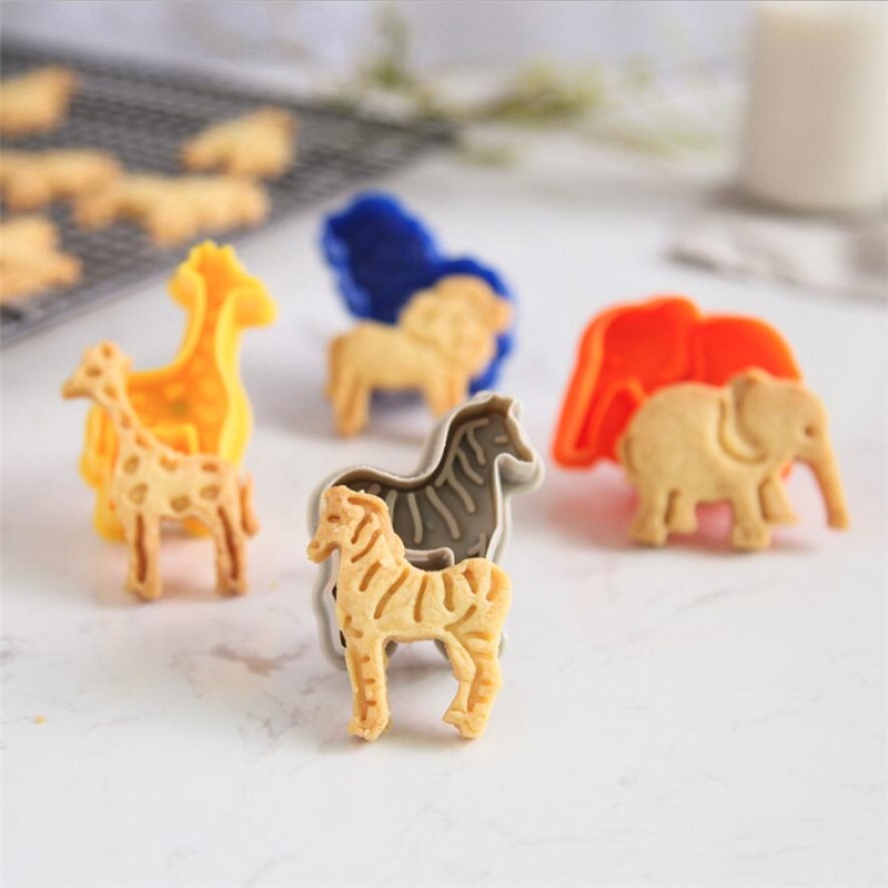 Juego de 4 Uds. De cortadores de galletas con forma de León, jirafa, cebra, elefante, cortador de galletas, molde para pastel, utensilios de decoración para hornear Sugarcraft