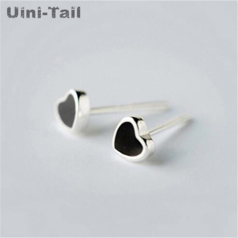 Uini-Staart Klassieke 925 Sterling Zilver Geometrische Zwarte Oorbellen Koreaanse Versie Van De Hipster Oorbellen Persoonlijkheid Mode GN366: Heart-shaped