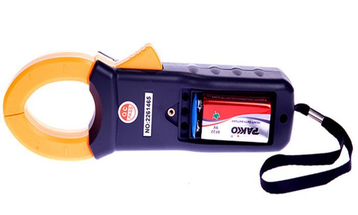 SZBJ BM5266 digital clamp meter, ammeter,can measure capacitance, FireWire discrimination, clamp multimeter.