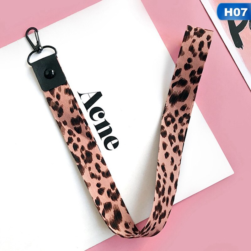 Soporte de teléfono con estampado de leopardo, cordón para llaves, tarjeta de identificación Cheetah, correas de cuello de Teléfono Animal con llavero: H07