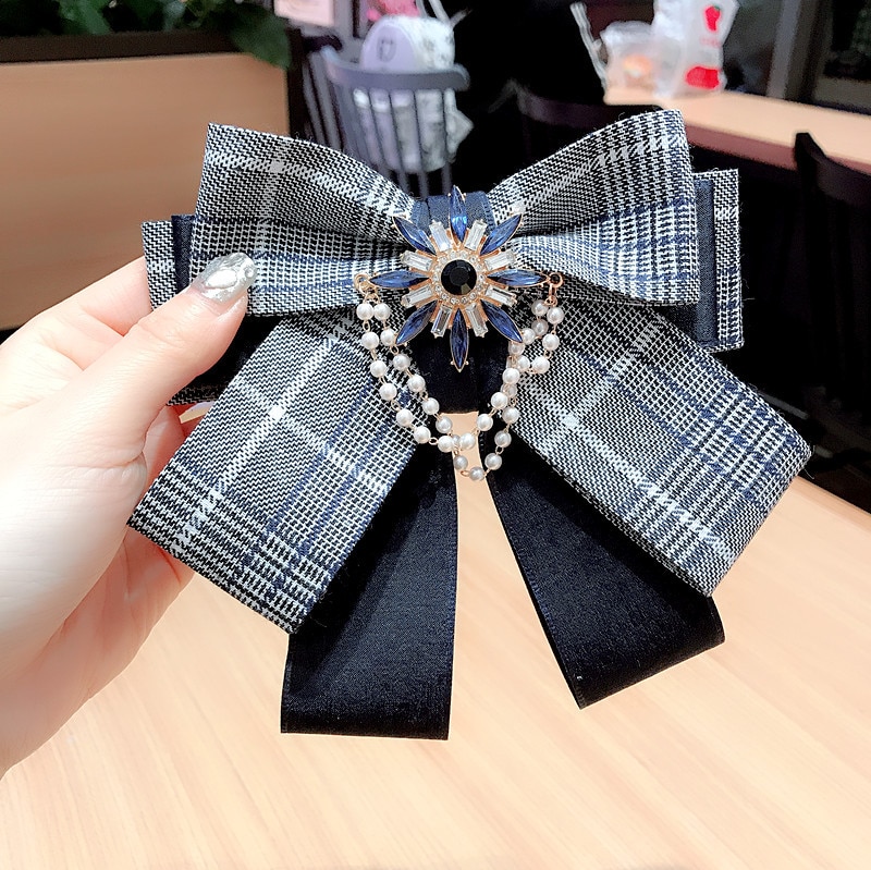 Pearl Ribbon Bow Brooch Collar Necktie Accessories Corsage Pins Shirt Collar Neck Tie Bowknot Brooches for Women Jewelry: blue