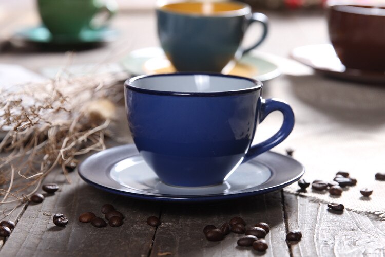 Kontinental farge kaffekoppsett britisk italiensk stil cappuccino mokka keramisk kaffekoppsett jul