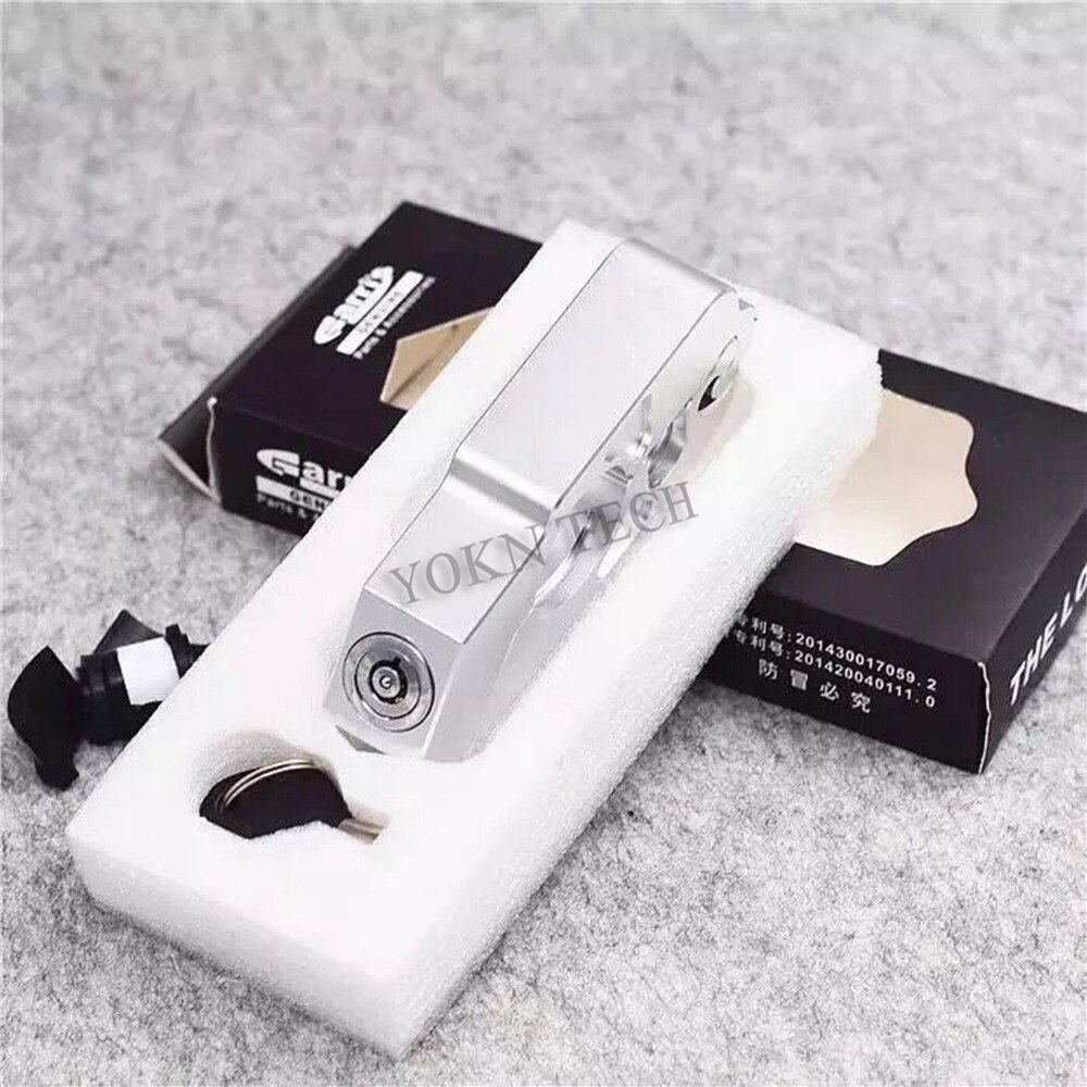 Motorcycle Handle Brake Lever Theft Lock For YAMAHA future xvs 1100 dragstar fz8 For KAWASAKI ninja zx-6r(636) z1000sx tourer: Silver