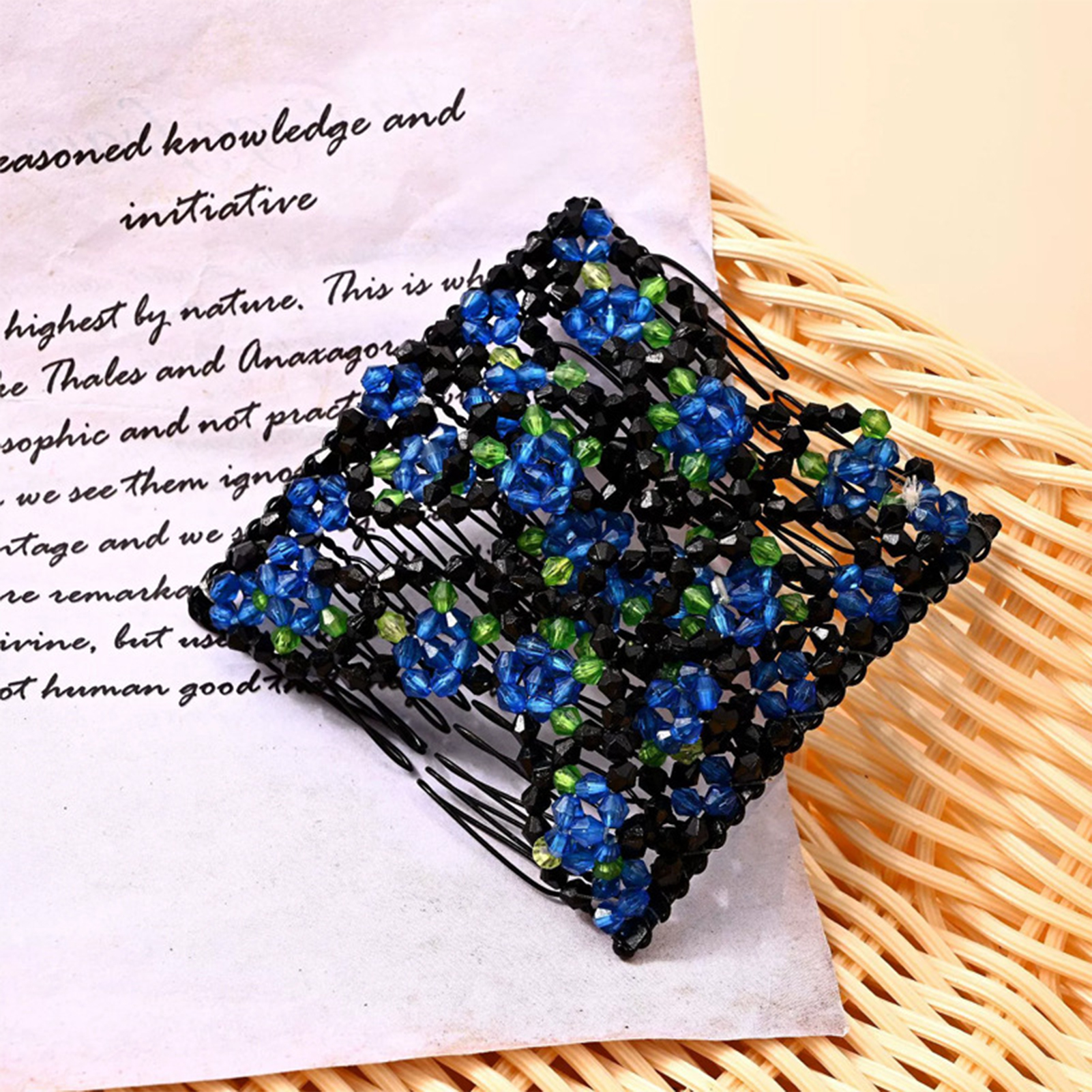 Women Magic Elastic Hair Comb 2 Row Magic Easy Stretching Hair Comb for Birthday Stage Party Hairstyle: Blue