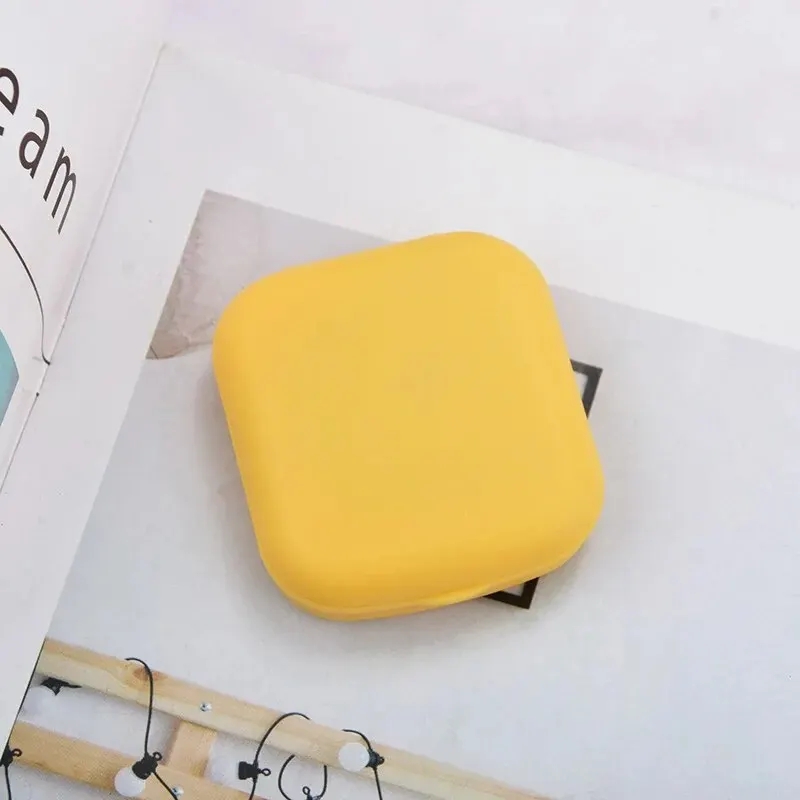 1 Stück quadratischer Mini-Kontaktlinsenbehälter mit Spiegel für Frauen, bunte Linsenbox, Augenbehälter, schöne Reise-Sets: YELLOW