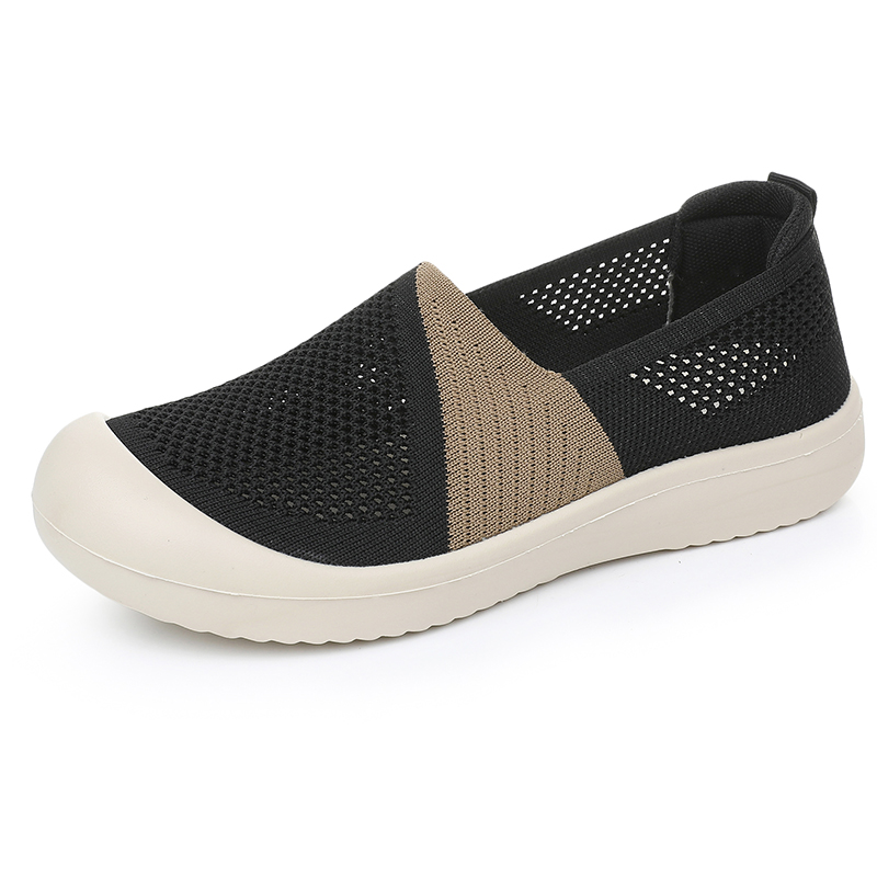 De zomerse vrijetijdsschoenen voor dames zijn ademende en comfortabele mesh-schoenen die te dragen zijn met één voet: Black / 39