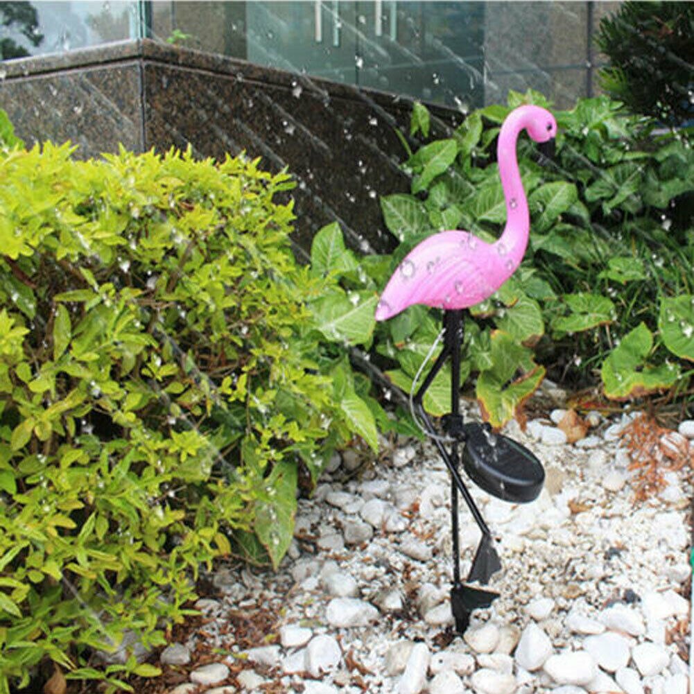 Solenergi lyserød flamingo græsplæne indretning haven stav landskabslampe udendørs lys boligindretning fest park glød værktøjer