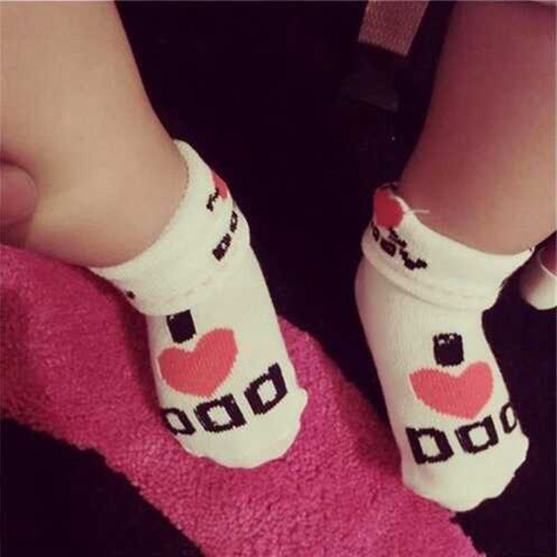 Bonitos calcetines de algodón para bebé para niñas, chicos, letras de amor, papá, amor de madre, calcetines para niños recién nacidos, calcetines para bebés, ropa de cama, calcetines para bebés