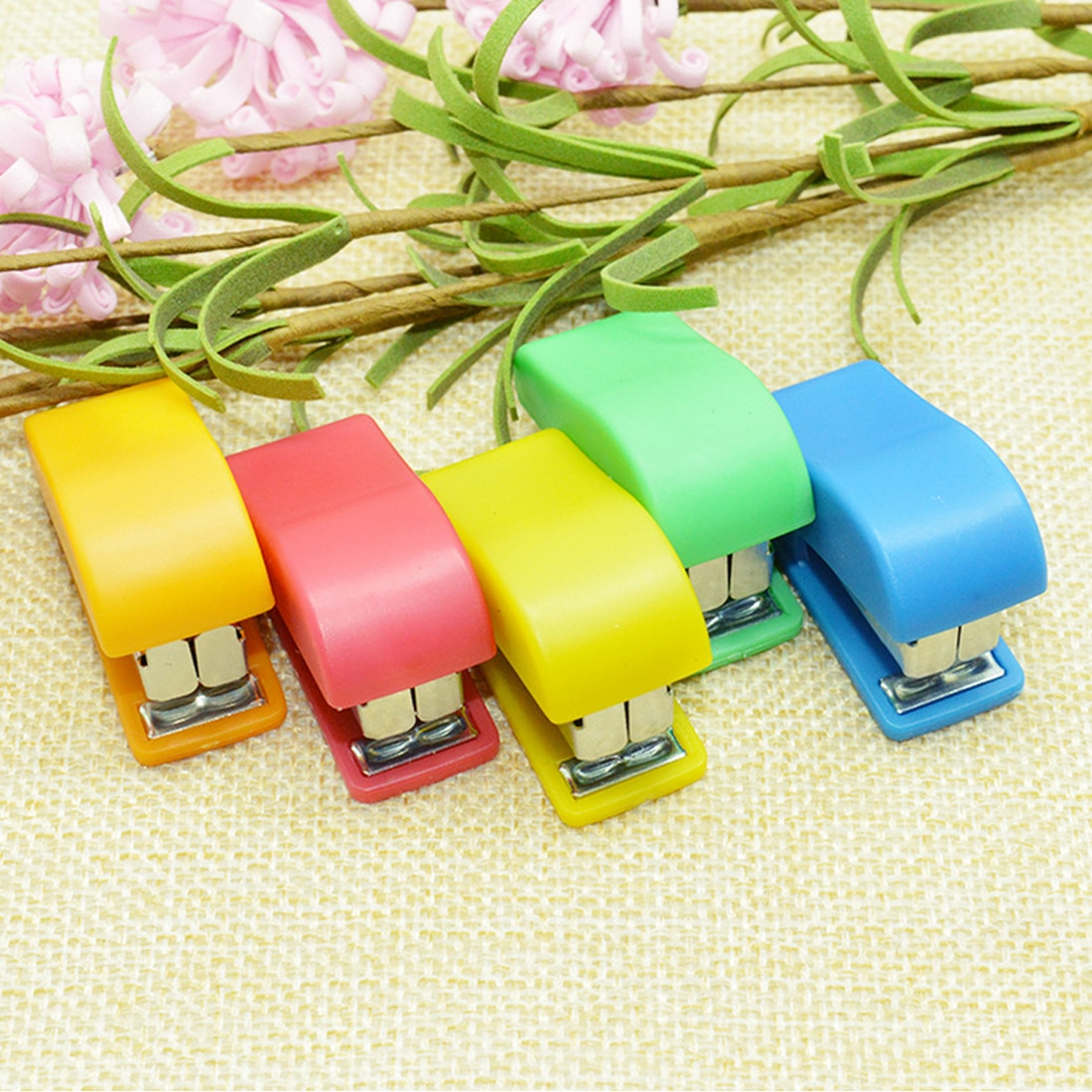 FangNymph utile Mini petite agrafeuse agrafe étudiant agrafage Grampeador papeterie accessoires de bureau fournitures scolaires