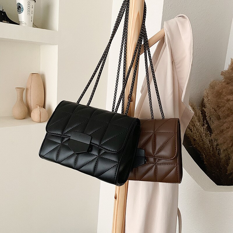 CAIDA Europäischen Platz Tasche Für Frauen sperren Kette Schulter Bote Taschen Neue PU Leder Handtasche