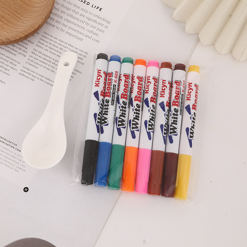 8/12 kleuren magisch water drijvende student schilderborstel whiteboard markers pen schorsing kinderen educatief schilderpen speelgoed: Black