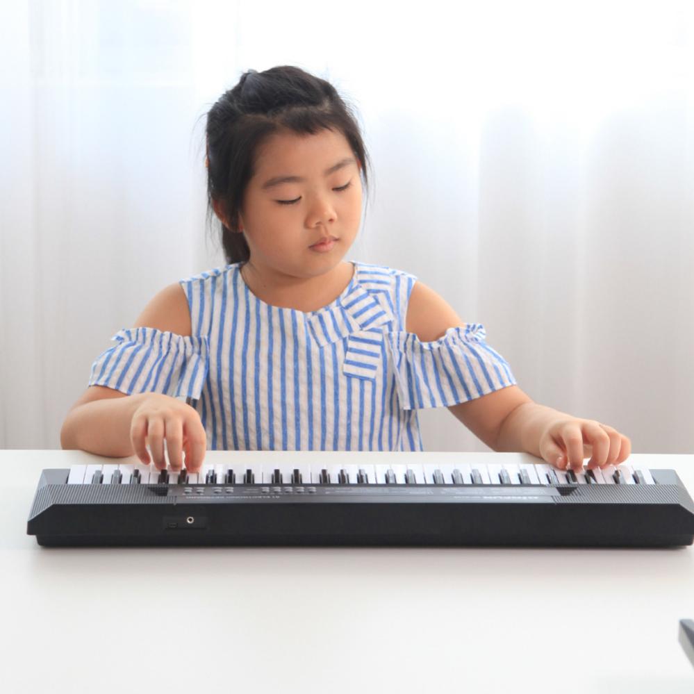 61 Toetsen Elektronische Keyboard Piano Elektrische Digitale Muziek Key Board Met Microfoon Voor Kinderen Muzikale Verlichting