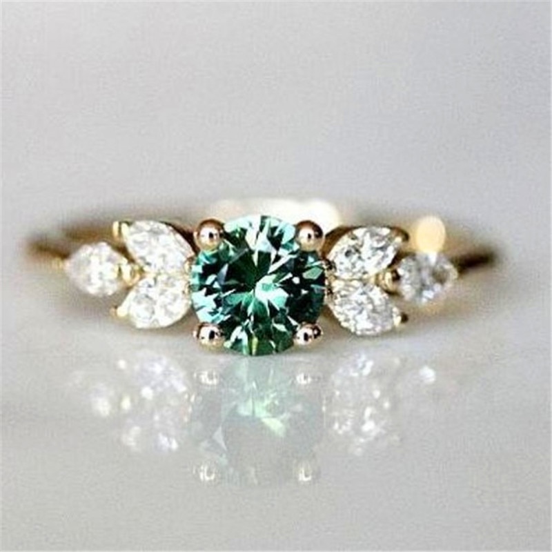 Schattige Vrouwelijke Groene Zirkonia Steen Ring Minimalistische Geel Gouden Trouwringen Voor Vrouwen Elegante Bruids Dunne Engagement Ring