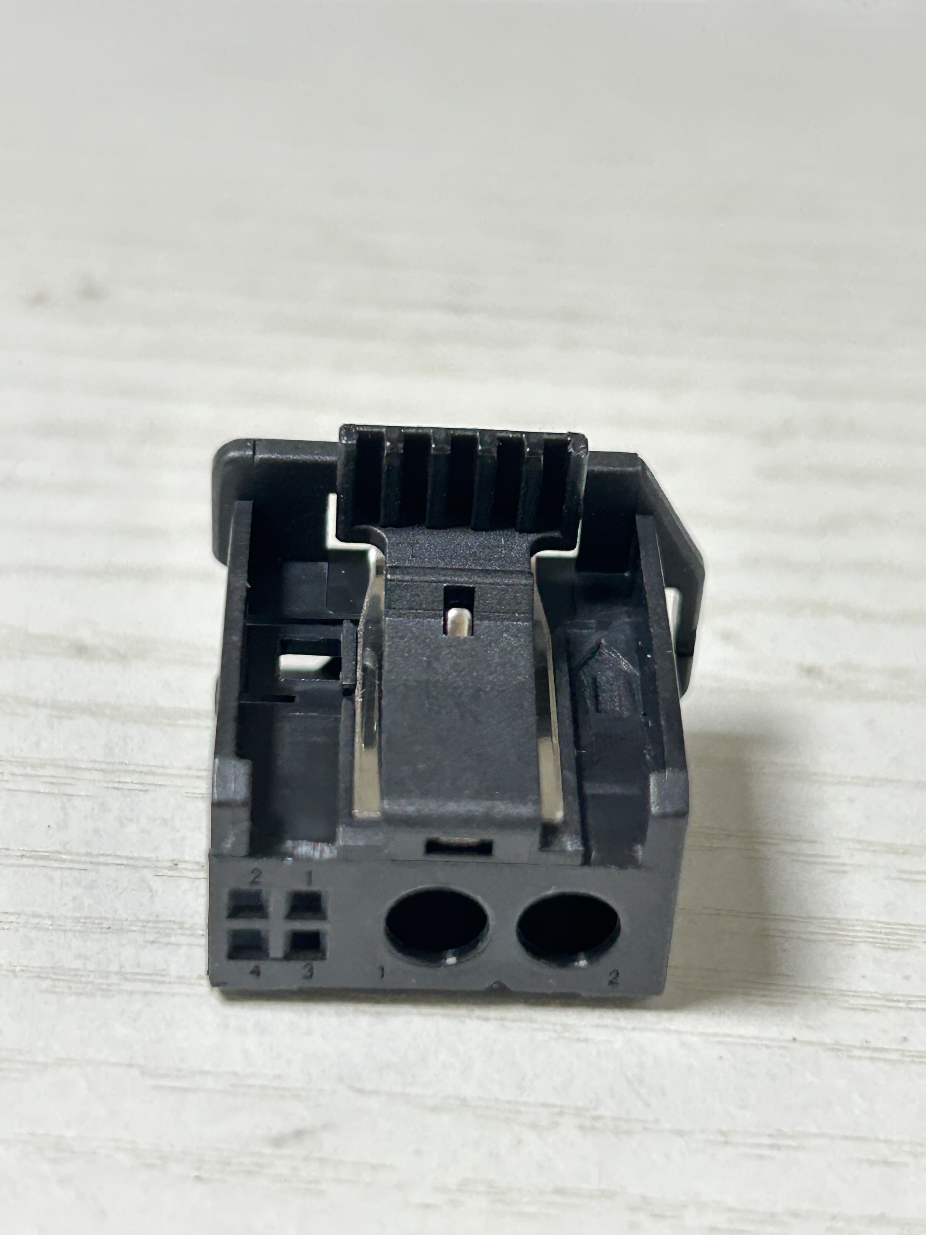 Car MOST optical fiber male and female plug 4p hole: Yellow