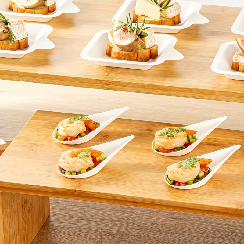 Plato de postre de 50 Uds., bandejas de para servir platos caseros, platos desechables de gota de agua para cena de frutas, papel