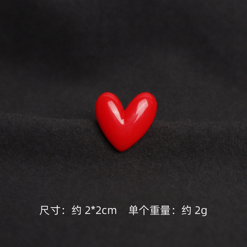 2Pcs Women Cute Red Heart Brooches Romantic Love Heart Resin Pins Mini Decorative Lovers Clothes Bag Accessories