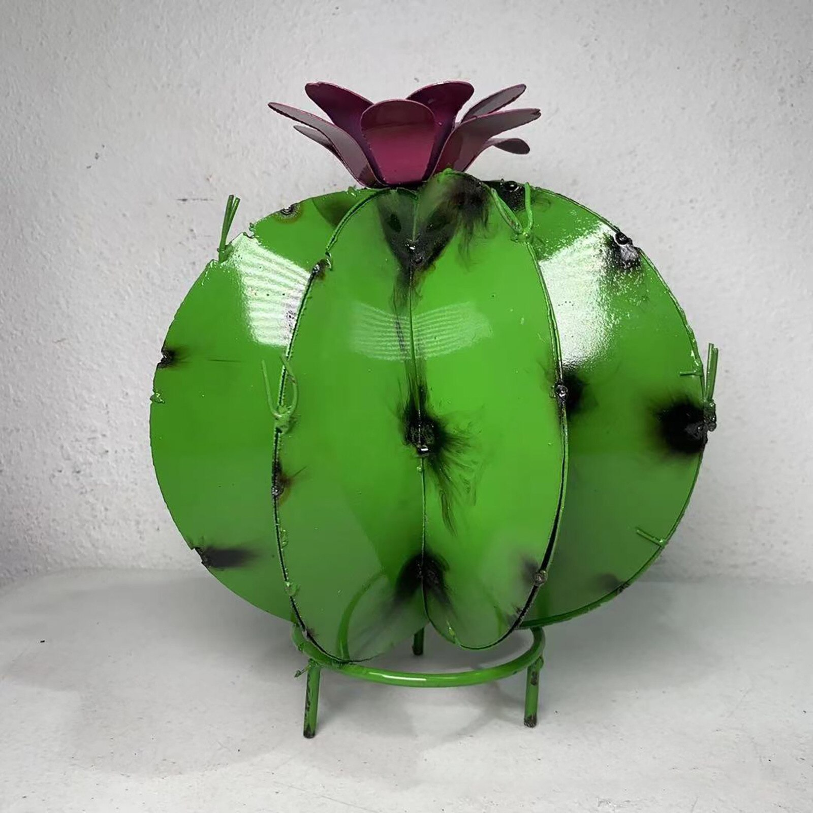 Garden Decoration Outdoor Metal Cactus Sculpture Rustic Hand Painted Metal Art Agave Plant Garden Yard Decor