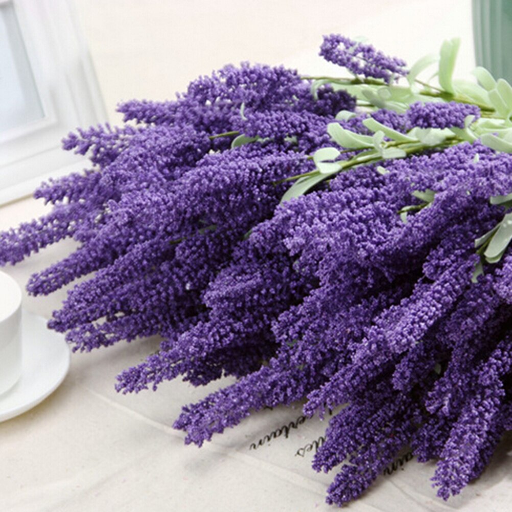 12 hoveder / buket romantisk provence kunstig blomst lilla lavendelbuket med grønne blade til dekorationer til hjemmefest: Mørke lilla