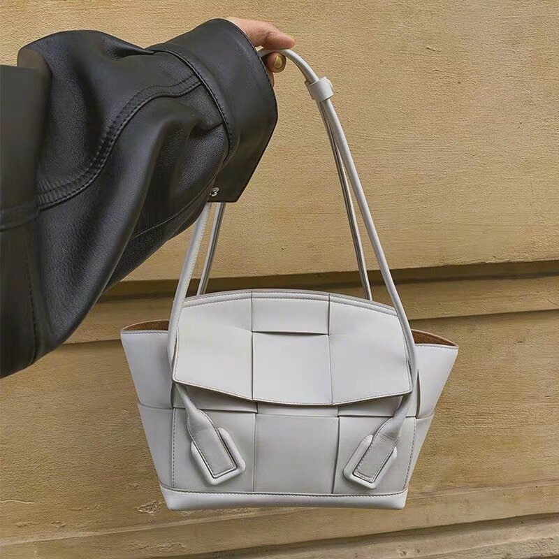 Designer tassen en handtassen voor dames | Ralph Lauren® NL Designer tassen en handtassen voor dames | Ralph Lauren® NL
