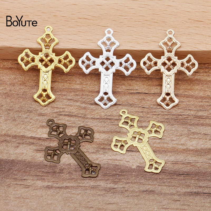 Boyute (100 peças/lote) 26*18mm metal latão filigrana cruz encantos para fazer jóias diy feitos à mão materiais