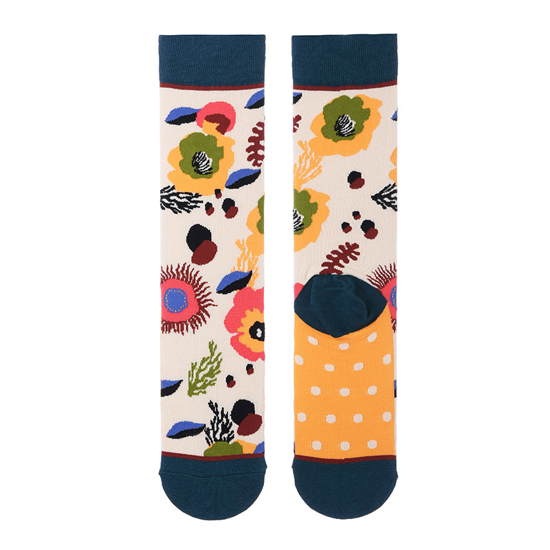 Söta damsockor tecknade djurmat fruktsockor kawaii roliga trendiga strumpor glada harajuku casual strumpor höst vårstrumpor: Svart