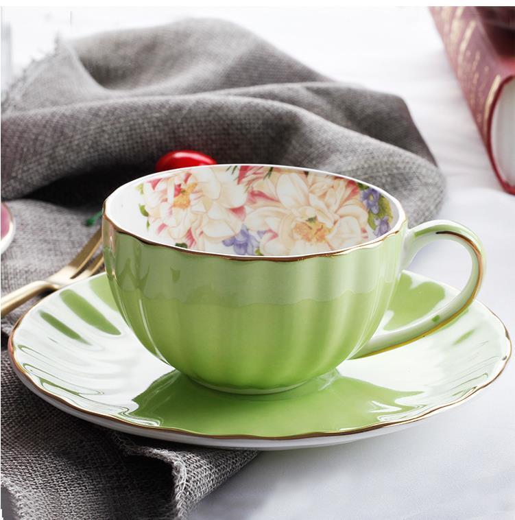 Kleurrijke Bone China Pompoen Koffie Thee Cup Schotels Phnom Penh Keramiek Xicara Cushaw Vorm Sobretudo Feminino Cafe Tazas Tasse: Green