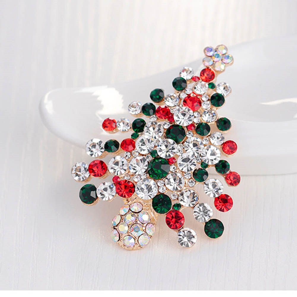 9 pçs do natal de cristal broches kit meninas bonito boneco de neve veados árvore pinguim meias pino emblemas de natal broche pinos moda jóias
