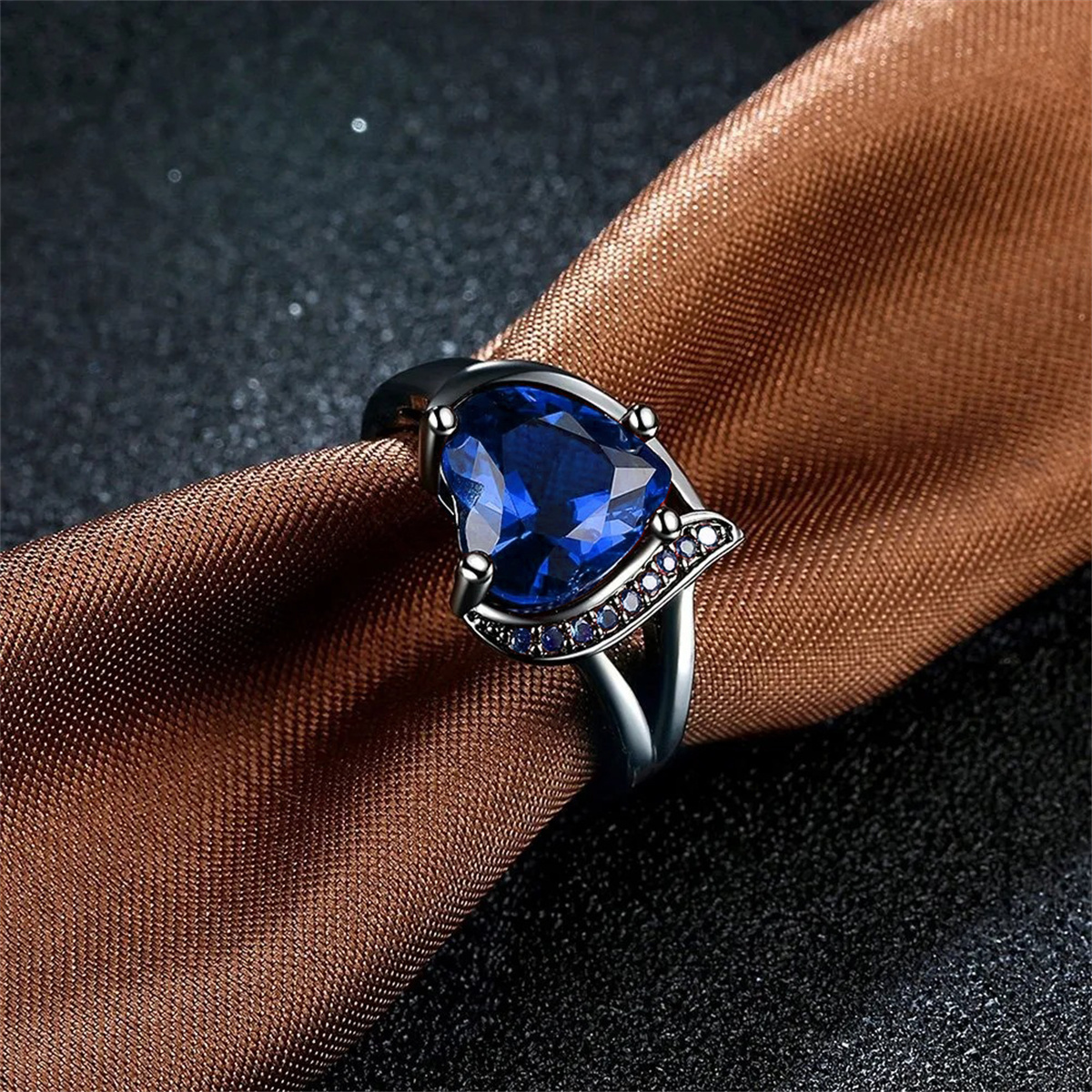 Anillos de pareja de románticos para mujer, anillo de circón con diamantes de imitación azules y corazón, anillo de dragón celta de acero inoxidable para hombre, joyería de boda
