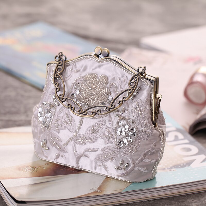 Vintage silk embroidered dinner bag classic cheongsam bag beaded bag hand craft dress matching bag: Gray