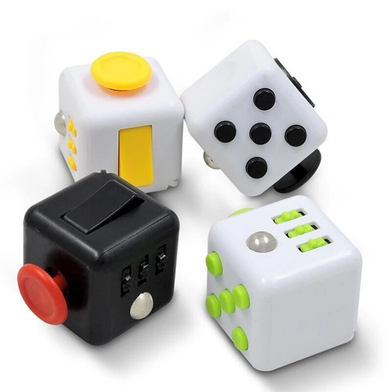 Min cube Toy Vinyl Desk Finger Toys Squeeze Fun Stress Reliever 3.3cm Antistress