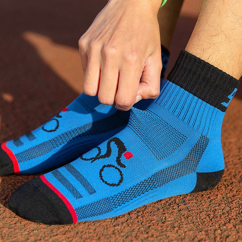 Men Women Cycling Sock Breathable Outdoor Basketball Socks Protect Feet Wicking Bike Running Football Sport Socks