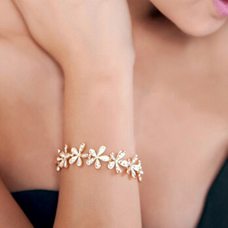 Kvinnor flicka söt utsökt glänsande gyllene/silverfärgade armband snöflinga kristall rhinstone set charmiga smycken
