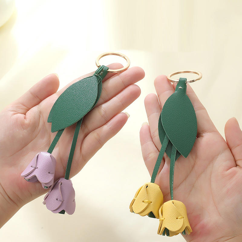 Elegante lederen accessoire handgemaakte lederen bloemen Ringen met de hand versierd Hangeraccessoire voor gebruik Gewone sleutelgereedschap