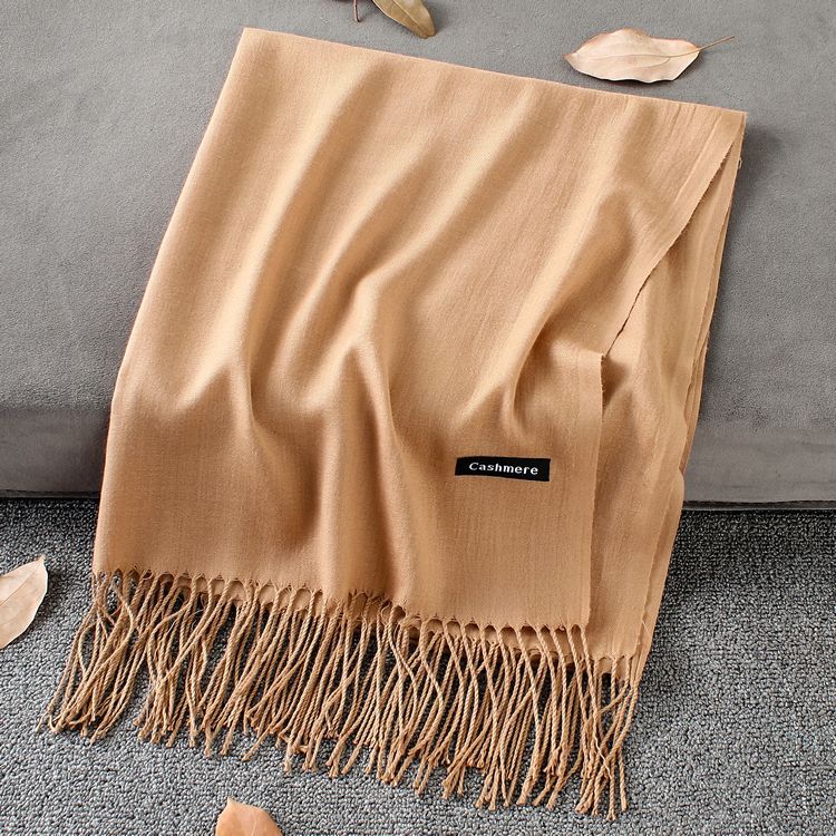 Weiche Kaschmir Schals Frauen Herbst Neue Feste Farbe wickelt Dünne Lange Schal mit Quaste lässig Dame Winter Weibliche Schal: khaki Schal
